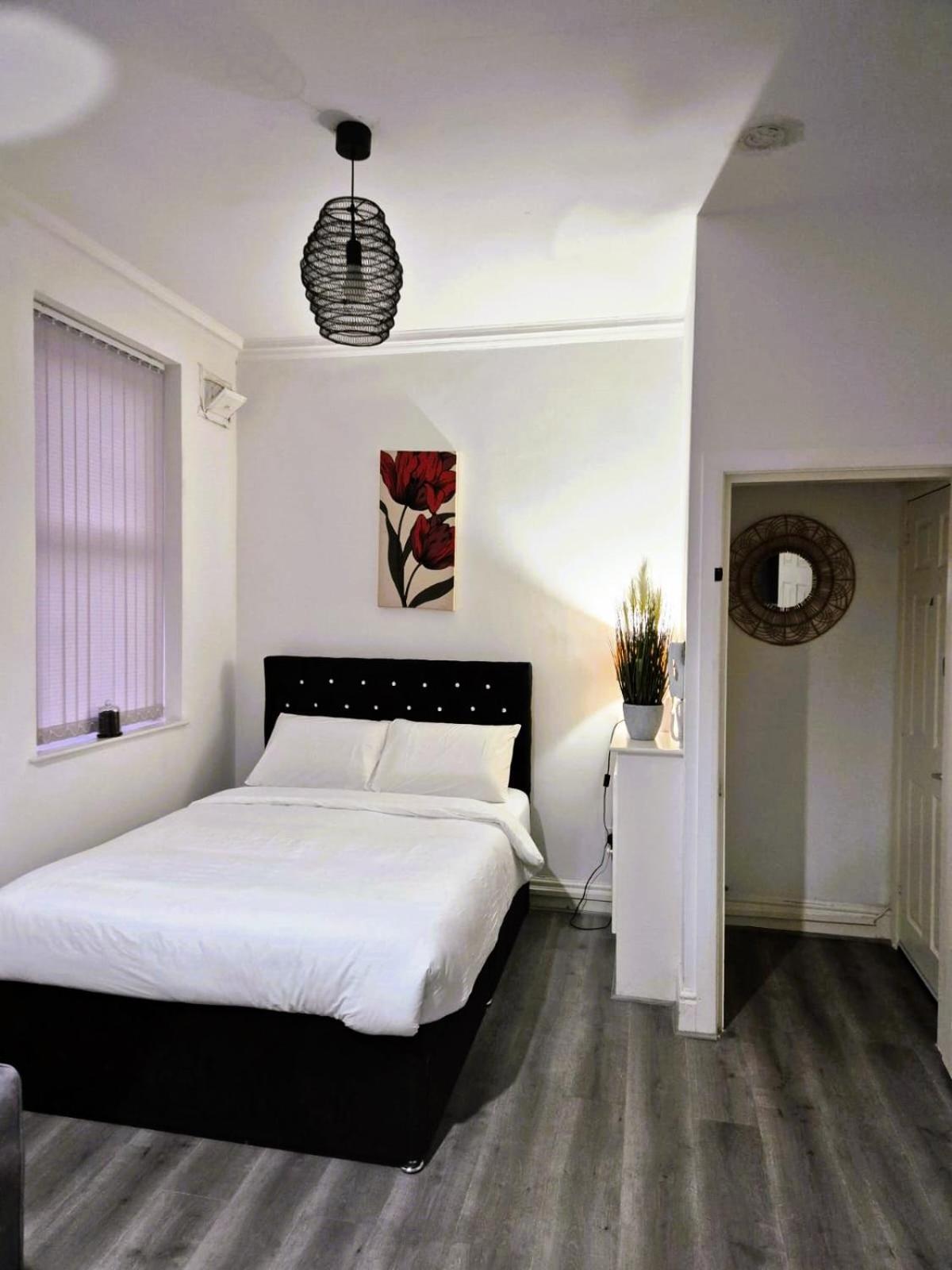 Affordably Elegant Apartments Close To Coop Live, Etihad Stadium And Manchester City Centre Extérieur photo