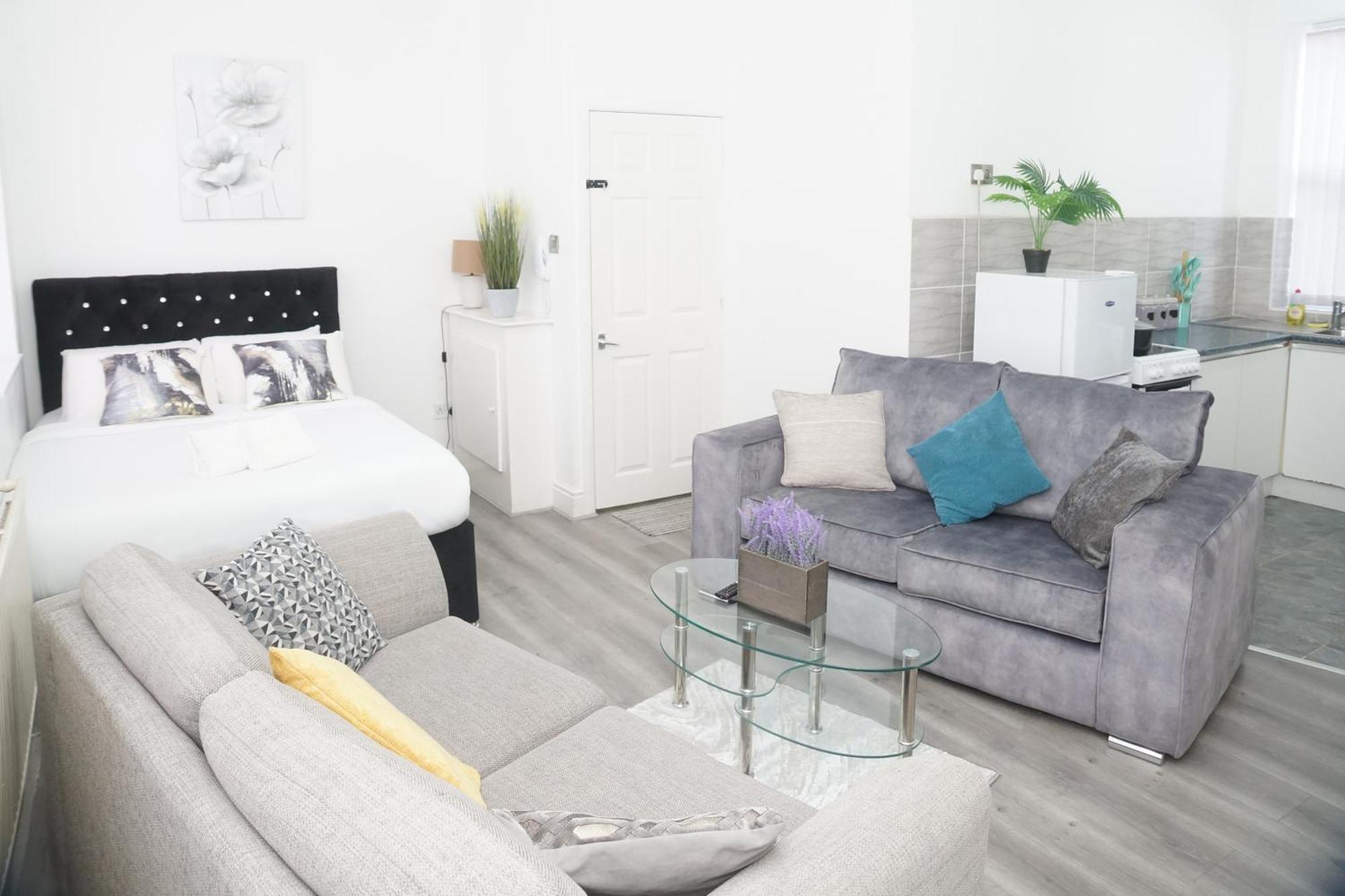 Affordably Elegant Apartments Close To Coop Live, Etihad Stadium And Manchester City Centre Extérieur photo